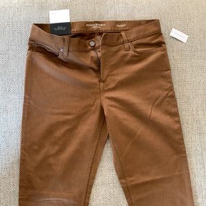 Banana Republic Traveler Pants. NWT. Slim Fit 33X32